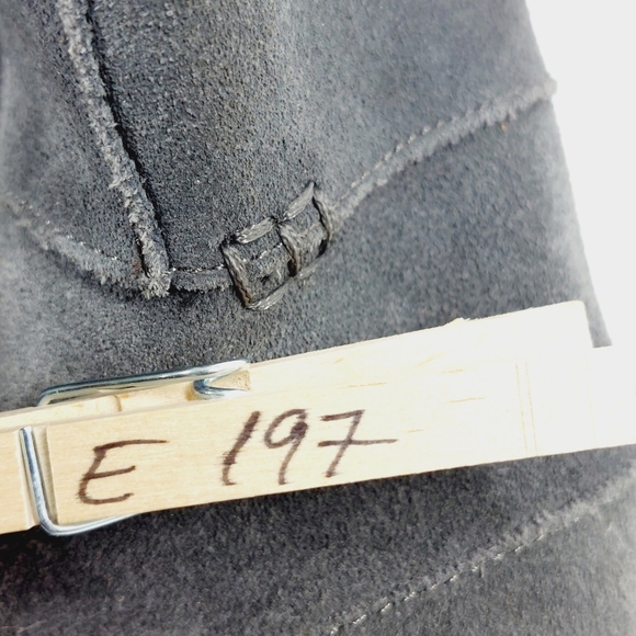 Toms Desert Gray Suede Side Zip Wedge Ankle Booties E197 - Picture 11 of 11